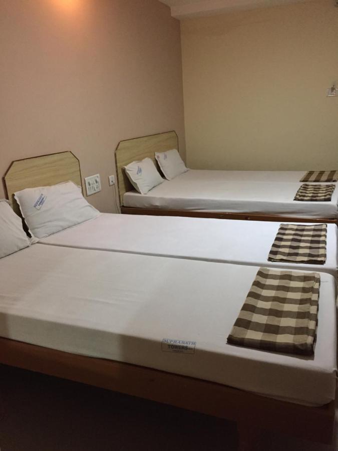 Hotel Suprabath Towers Tirupati Kültér fotó