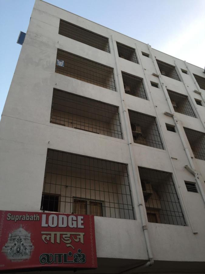 Hotel Suprabath Towers Tirupati Kültér fotó